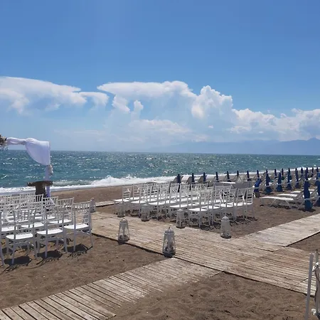 Pine & Ocean Breeze Lara Antalya