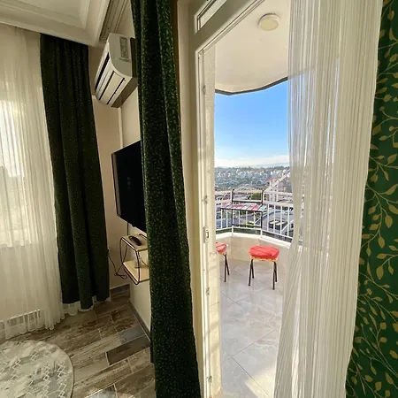 Pine & Ocean Breeze Lara Antalya Appartement