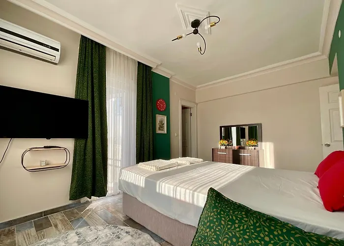 Pine & Ocean Breeze Lara Antalya Appartement *