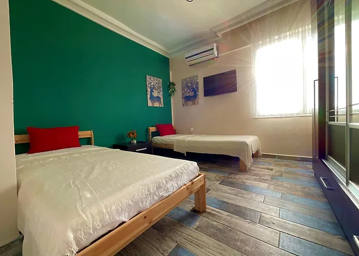 Pine & Ocean Breeze Lara Antalya Appartement *